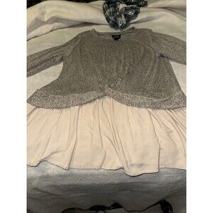 Ladies Dress Casual Dress Dressy Shirt Pullover Shirt. SZ Med